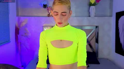 Dominic online show from July 23, 2:59 pm