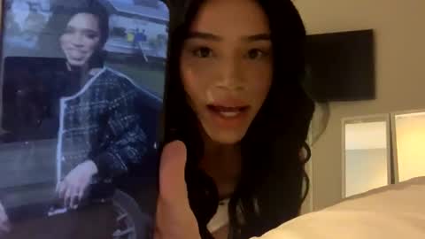 Snapshot of dynasty313 chatting on January 4, 8:37 pm Dynasty online show from January 4, 8:37 pm