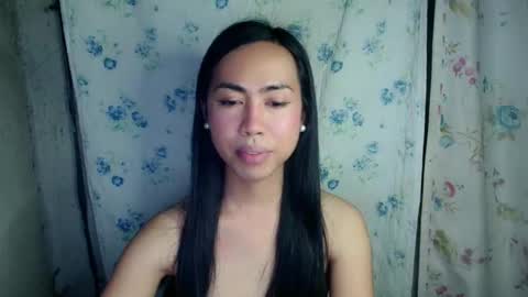 eddfox001 online show from April 5, 12:58 pm