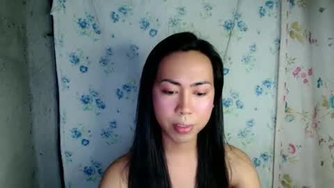 eddfox001 online show from April 16, 12:50 pm