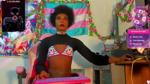 effy_marinn online show from October 28, 8:34 am