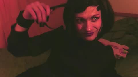 Eliana online show from April 20, 9:27 pm