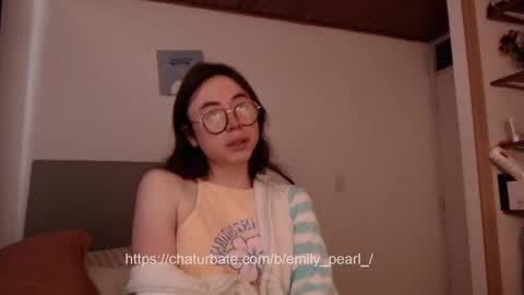 emily_pearl_ online show from February 6, 7:18 pm