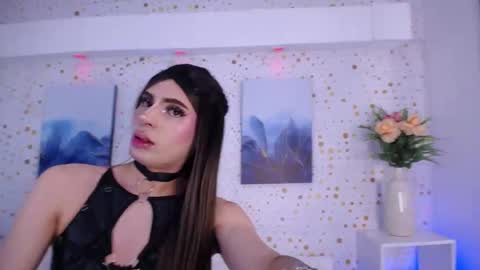 Emily. online show from November 7, 4:01 am