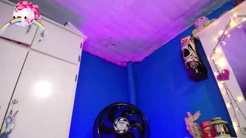 Emma  online show from February 11, 9:25 pm