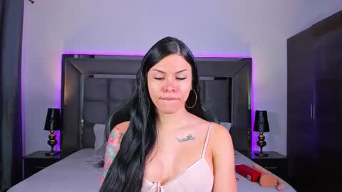 Emmily Santibaez online show from February 19, 2:57 pm