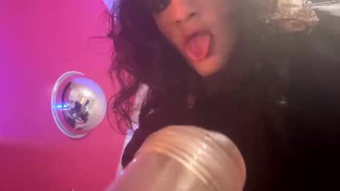 Nikki Erotica online show from November 17, 10:04 am