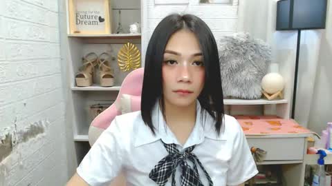 exotictssavie online show from January 9, 12:10 pm