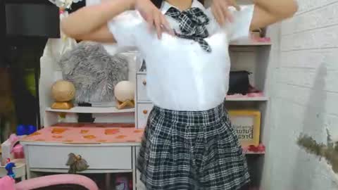 exotictssavie online show from June 11, 7:12 pm