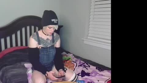 Dee online show from October 2, 2:34 am