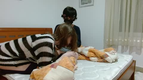 Snapshot of femboyflowers chatting on December 5, 3:31 am femboyflowers online show from December 5, 3:31 am