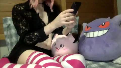 fenn88_ online show from July 22, 3:43 am