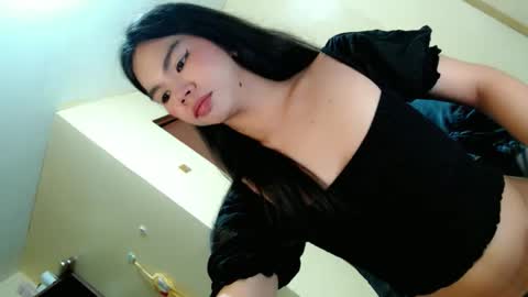 FIONA online show from April 21, 12:34 pm