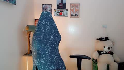 Foe online show from January 2, 7:44 am