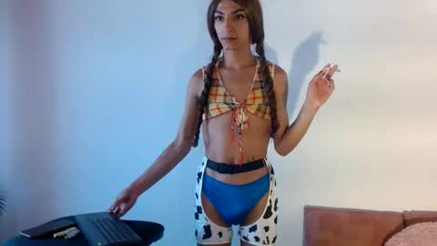 Katty online show from April 22, 2:13 pm