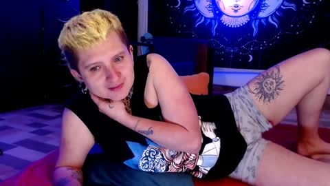          HEHIM  online show from January 9, 10:52 pm