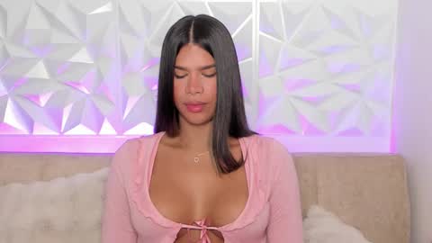 Gabriela  online show from February 16, 11:45 pm