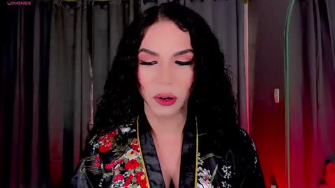 Vnecis Marn online show from February 4, 5:23 pm