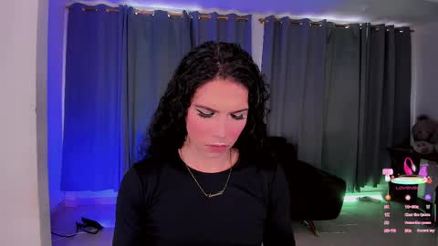 Vnecis Marn online show from April 14, 9:31 pm