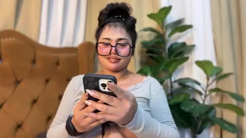 georgina online show from April 26, 1:42 pm