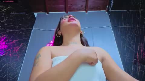 gewn2004 online show from December 17, 10:54 am