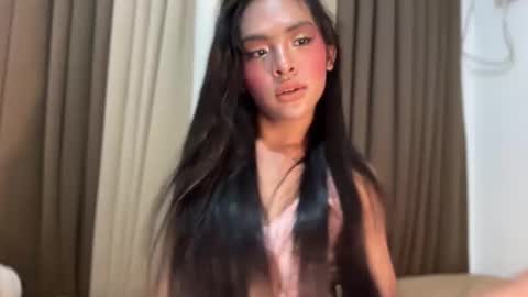 queen ronna online show from January 13, 5:43 pm