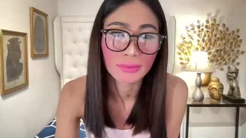 gleiahong online show from June 16, 5:14 pm