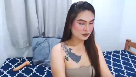 QUEEN JANE online show from November 9, 12:17 pm