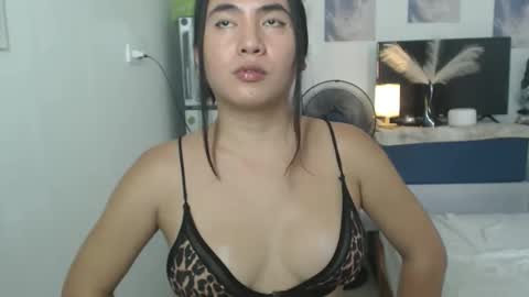 bella online show from April 21, 3:46 am