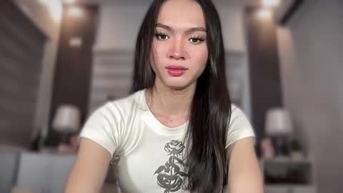 D I A N A online show from April 2, 7:23 pm