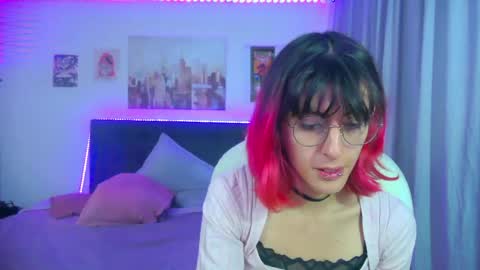 goth_minerva online show from April 23, 2:19 pm