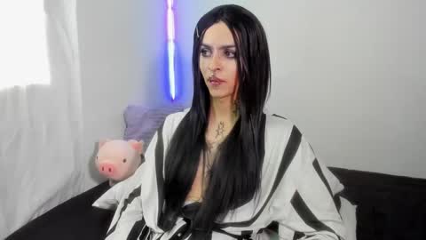 Russ  online show from December 16, 9:41 pm