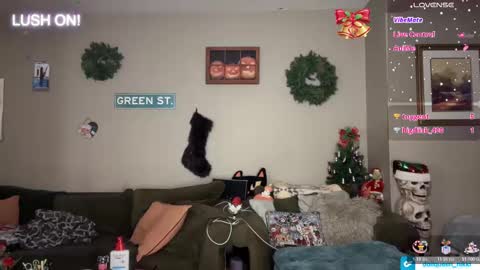 SexQueen Nikki online show from December 5, 3:33 am