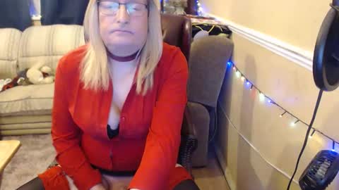 hannahcd57 online show from March 21, 3:08 am