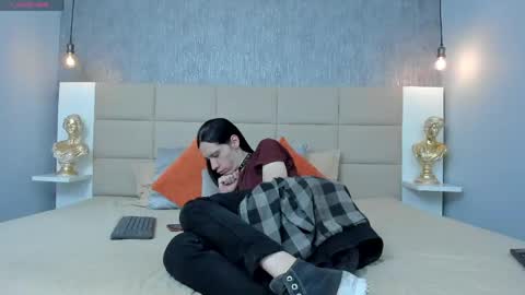 Keira Hecate online show from April 21, 7:09 pm