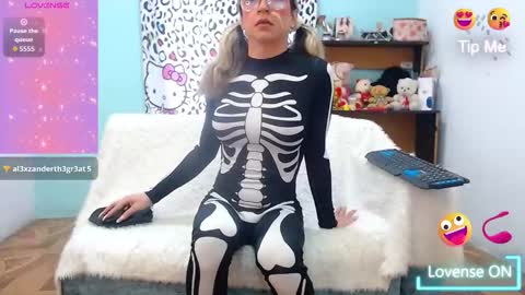 HEIDY   online show from October 26, 11:28 am