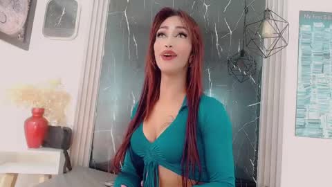 Hilary Avilan online show from May 7, 7:32 pm