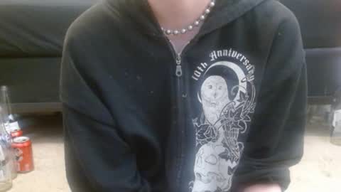 Holly Hawkes online show from January 14, 12:30 am