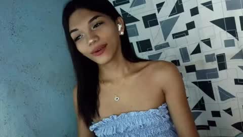 Rhiana online show from April 12, 6:17 am