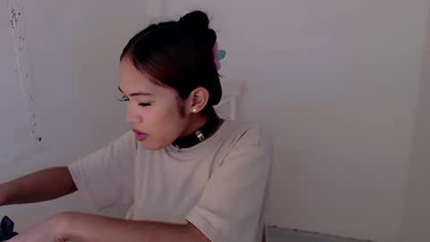    online show from December 9, 7:29 pm