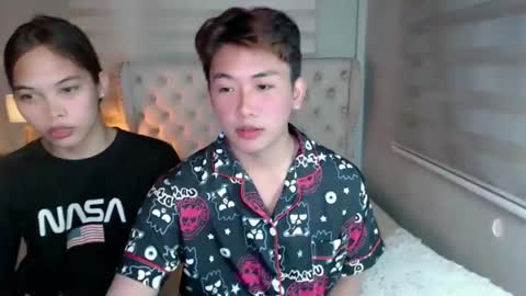    online show from February 6, 11:32 am