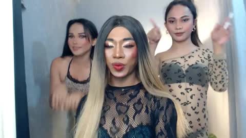 hot_yhanna69 online show from May 5, 4:35 pm