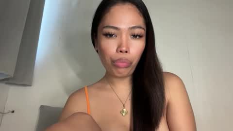 Eva online show from June 3, 10:34 pm