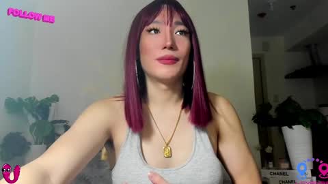 crishinahotty online show from February 15, 4:25 am