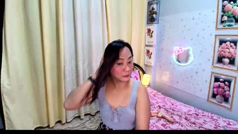 hugejuicyhotdog online show from September 19, 10:59 pm