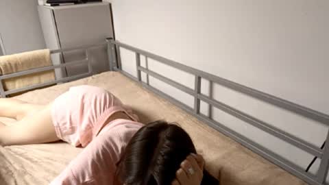 M I A online show from November 27, 3:25 pm