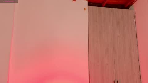 Crystall online show from April 20, 2:51 pm