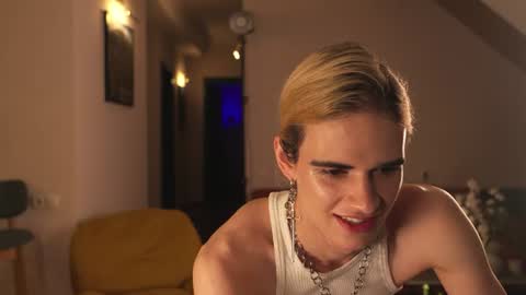 sasha hethey online show from July 22, 1:09 am