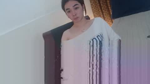 indestructabletrixie online show from March 26, 10:19 am