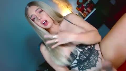 insatiable_queen16 online show from September 16, 7:40 pm